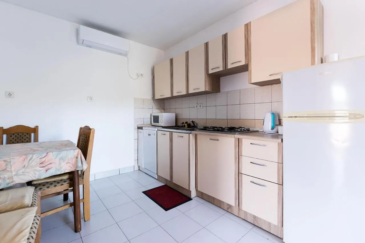 Apartment Slavko R Supetarska Draga