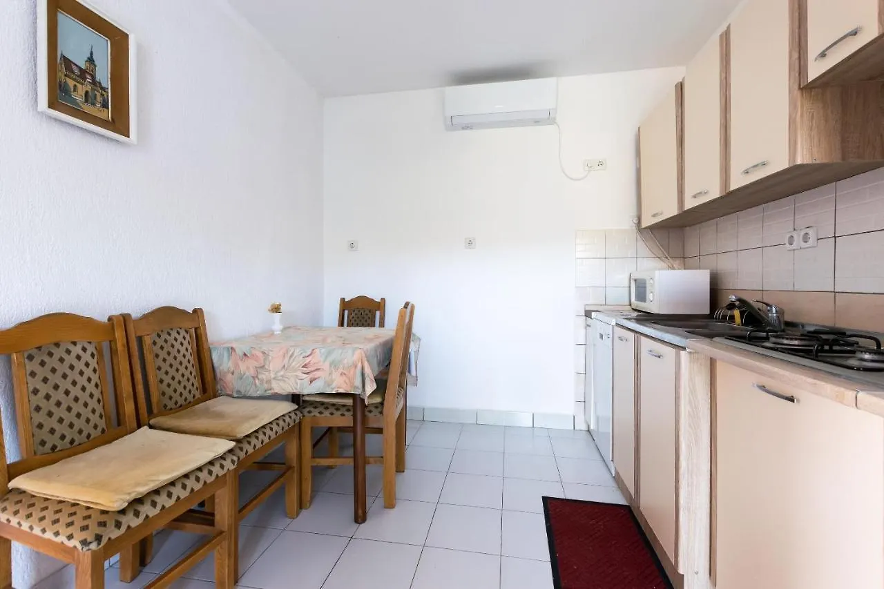 Apartment Slavko R Supetarska Draga