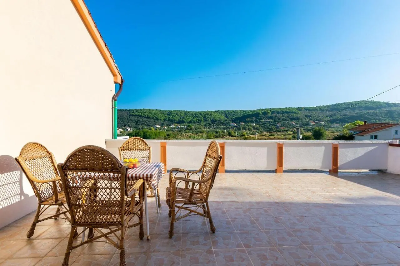 Apartment Slavko R Supetarska Draga