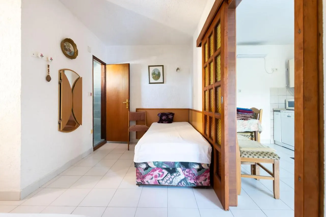 Apartment Slavko R Supetarska Draga